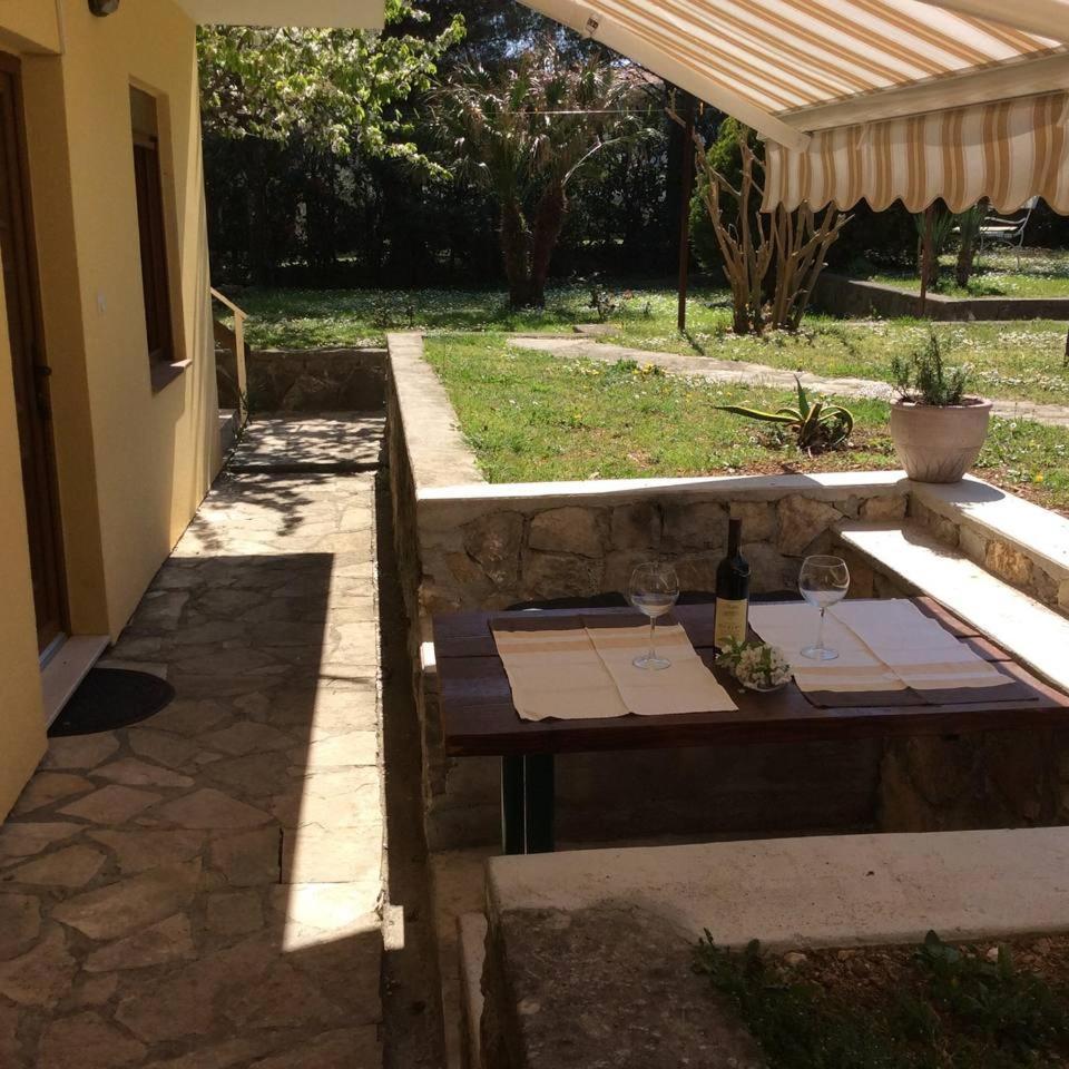 Mediterranean Holiday House & Apartments Котор Екстер'єр фото