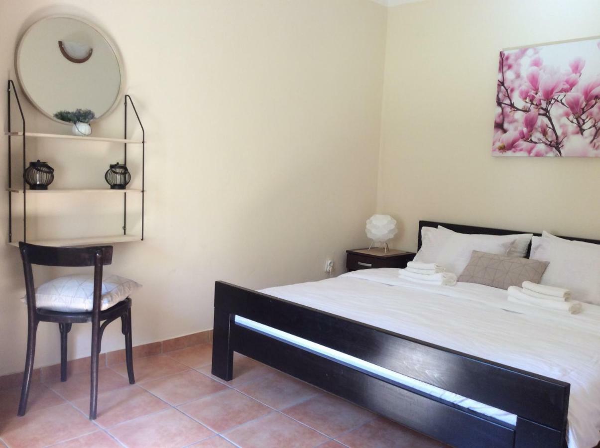 Mediterranean Holiday House & Apartments Котор Екстер'єр фото