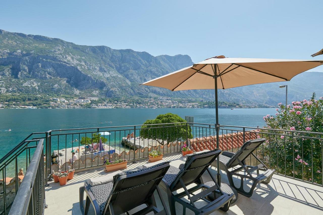 Mediterranean Holiday House & Apartments Котор Екстер'єр фото