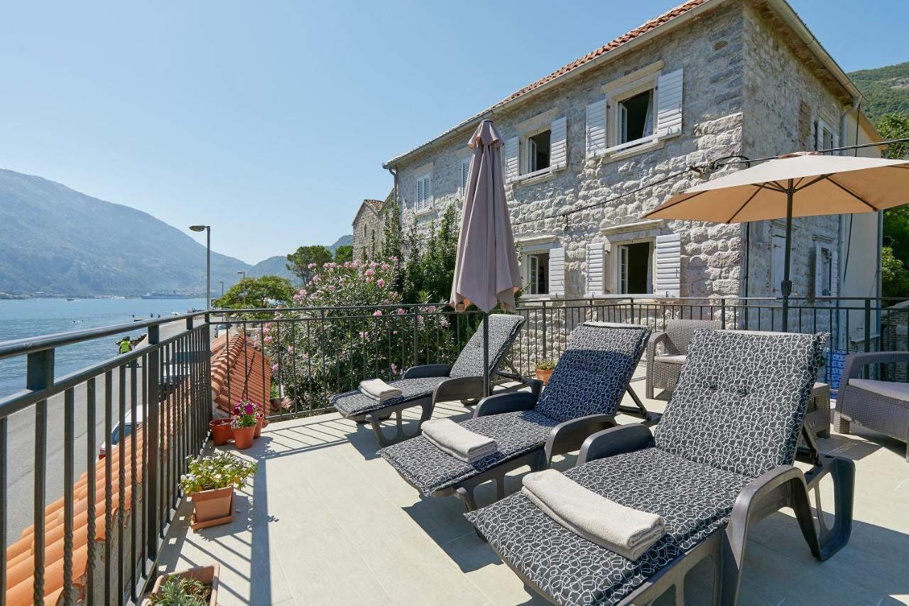 Mediterranean Holiday House & Apartments Котор Екстер'єр фото